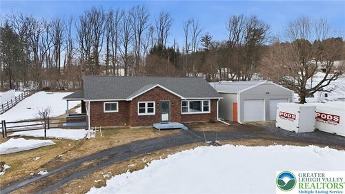 7126 Pa Route 873, Slatington, PA, 18080-3356 | Card Image