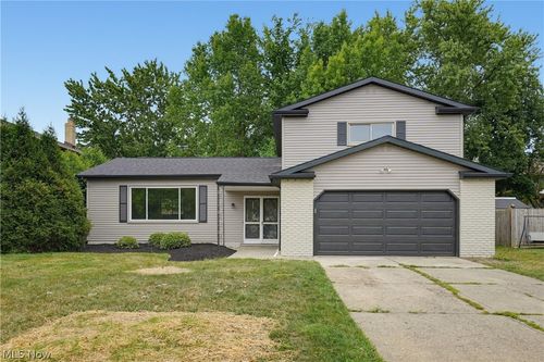 4796 Lindsey Lane, Richmond Heights, OH, 44143 | Card Image