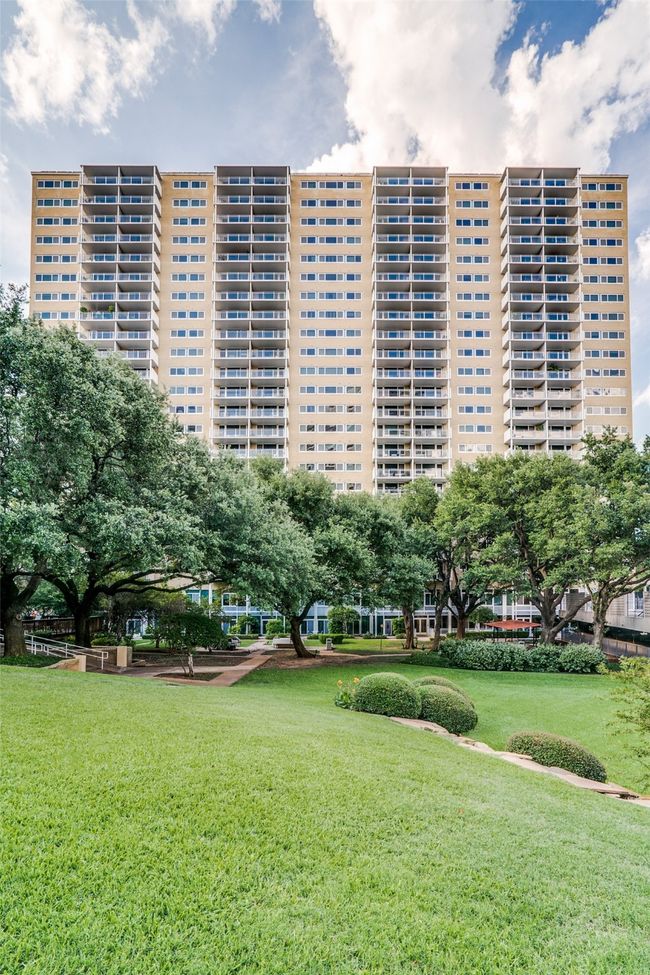 APT-1417 - 3883 Turtle Creek Blvd, Condo with 1 bedrooms, 1 bathrooms and null parking in Dallas TX | Image 6