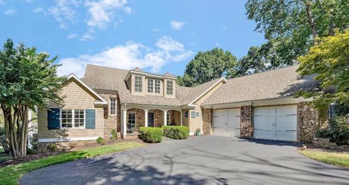 76 Lake Front Dr, Penhook, VA, 24137-1100 | Card Image