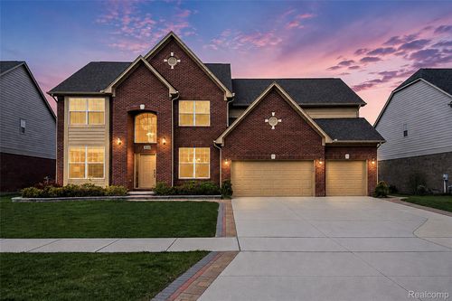 4119 Stonington Dr, Troy, MI, 48085-4109 | Card Image