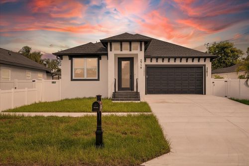 2719 W Saint John St, TAMPA, FL, 33607-2943 | Card Image