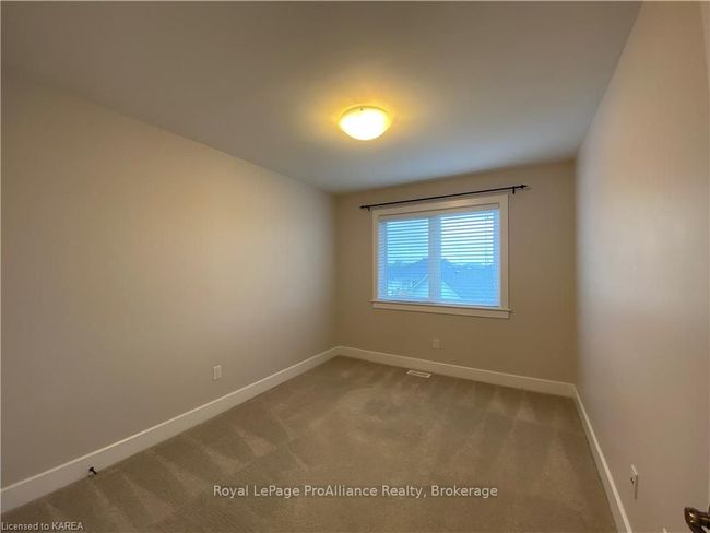 201 Pratt Dr, House attached with 3 bedrooms, 2 bathrooms and 3 parking in Amherstview ON | Image 30