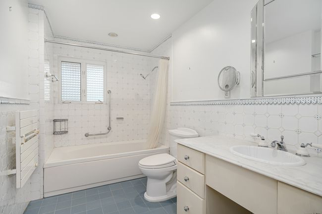7 Maplecrest Dr, House other with 4 bedrooms, 5 bathrooms and 6 parking in Danbury CT | Image 16