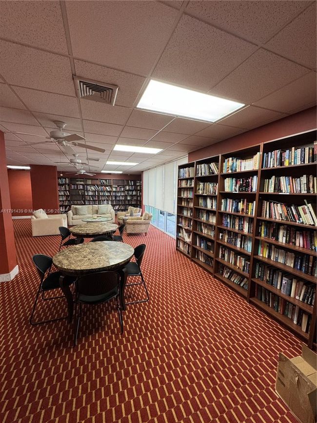 B611 - 2150 Sans Souci Blvd, Condo with 2 bedrooms, 2 bathrooms and null parking in North Miami FL | Image 10