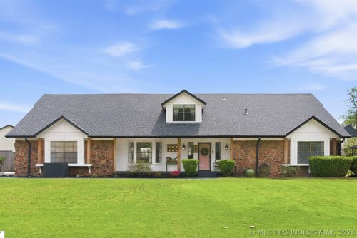 750 97th Pl, Jenks, OK, 74037-3435 | Card Image