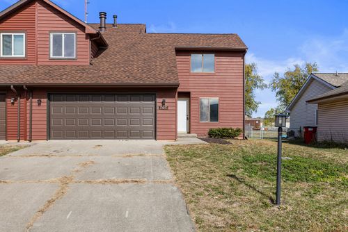 705 Higgins Rd, Champaign, IL, 61822-7311 | Card Image