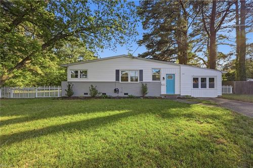 5501 Pebble Ln, Norfolk, VA, 23502-4409 | Card Image