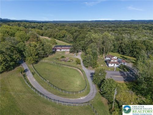 1855 Ridge Rd, Bangor, PA, 18013-5436 | Card Image