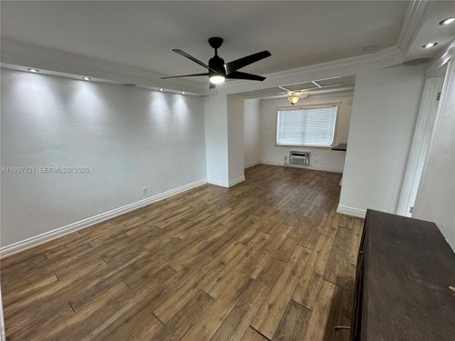 3-2000 Buchanan St, Hollywood, FL, 33020-4076 | Card Image