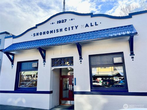 1009 1st St, Snohomish, WA, 98290-2991 | Card Image