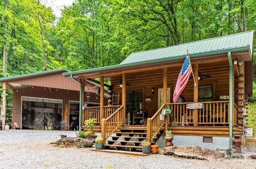 125 Cypress Ln, Saluda, NC, 28773 | Card Image