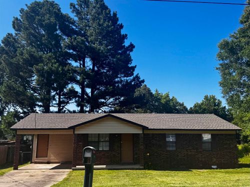 4105 Cedar Valley Dr, Paragould, AR, 72450-2583 | Card Image