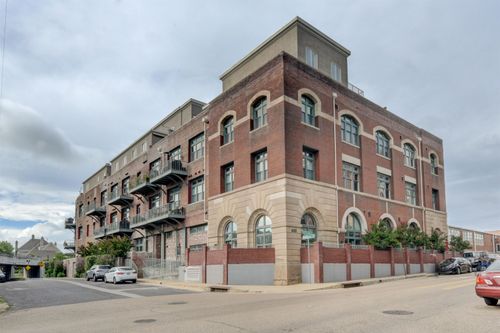 apt-203-435 S Front St, Memphis, TN, 38103-6403 | Card Image