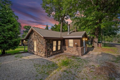 3935 E Parses Rd, Monticello, IN, 47960-7063 | Card Image