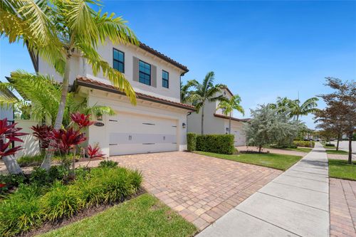 11843 Sw 13th Ct, Pembroke Pines, FL, 33025-4813 | Card Image