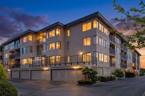 208n-601 S 227th St, Des Moines, WA, 98198-6850 | Card Image
