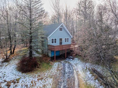 1003 Mathews Dr, Blakeslee, PA, 18610-2030 | Card Image