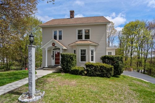 40 Chatanika Ave, Worcester, MA, 01602-1110 | Card Image