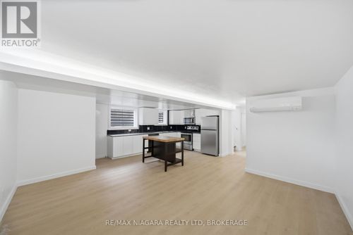 2-lower-1361 Station Street, Pelham (Fonthill), ON, L0S1E0 | Card Image