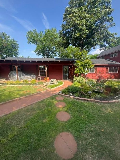 9619 Santa Monica Dr, Fort Worth, TX, 76116-5925 | Card Image