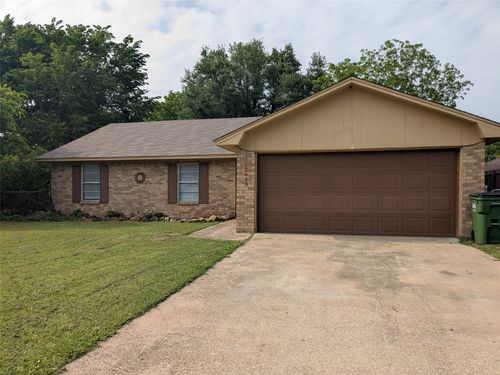 12419 Sparrow Ct, Balch Springs, TX, 75180-4039 | Card Image
