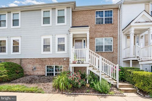 124-8035 Lantern Ct, MANASSAS, VA, 20109-7772 | Card Image