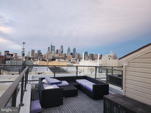 2050 Annin St, PHILADELPHIA, PA, 19146-2809 | Card Image