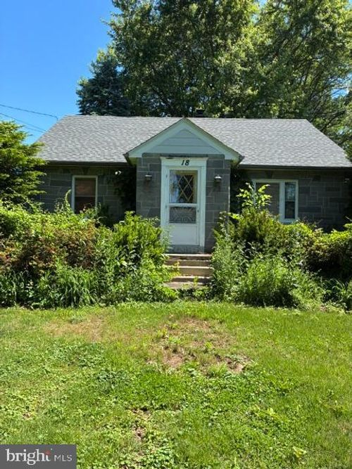 18 Benner Rd, Royersford, PA, 19468-1141 | Card Image