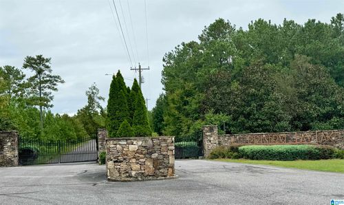 322-1 White Oak Rd, Sylacauga, AL, 35151 | Card Image