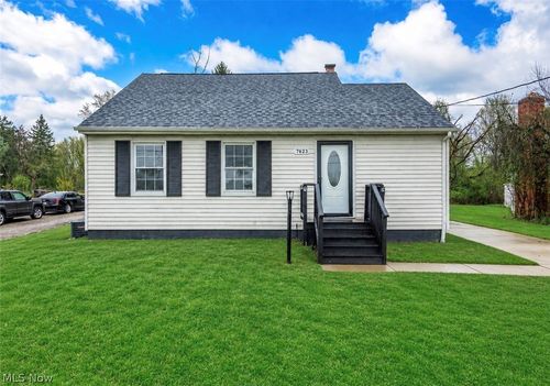 7623 Macedonia Rd, Oakwood Village, OH, 44146-6236 | Card Image