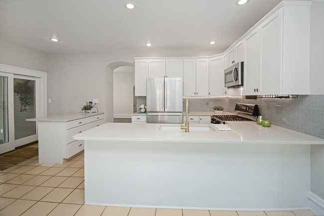 1005 Hovey Ave, House other with 3 bedrooms, 4 bathrooms and 11 parking in Normal IL | Image 43