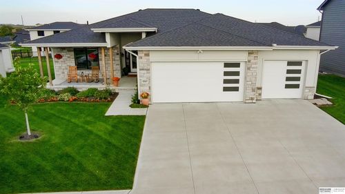 5507 N 208th St, Elkhorn, NE, 68022-5345 | Card Image