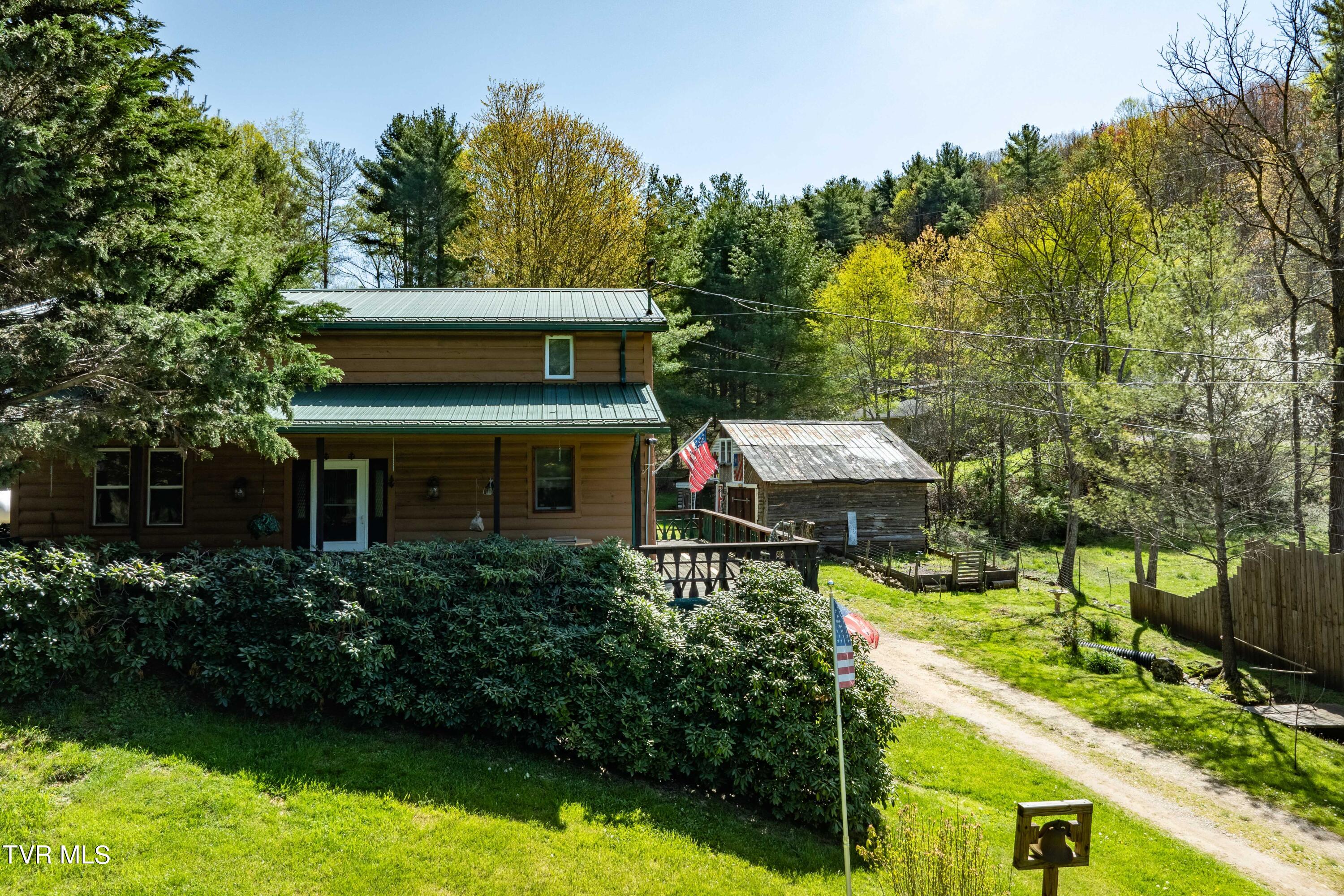 Red Brush Rd, Mountain City, TN 37683