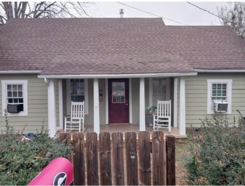 310 W Hill St, Waynesboro, TN, 38485-2111 | Card Image