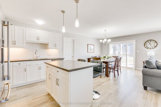 18 Windward Way N, House other with 2 bedrooms, 2 bathrooms and 2 parking in Goderich ON | Image 11