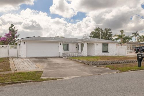 6244 Flag Drive, NEW PORT RICHEY, FL, 34653 | Card Image