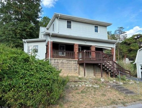 106 S Highland Ave, Moundsville, WV, 26041-1233 | Card Image