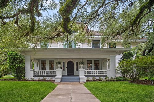 501 N Mccarty Ave, Eagle Lake, TX, 77434-1718 | Card Image