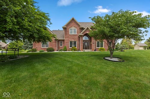 1846 S Fox Cove Blvd, New Palestine, IN, 46163-8857 | Card Image