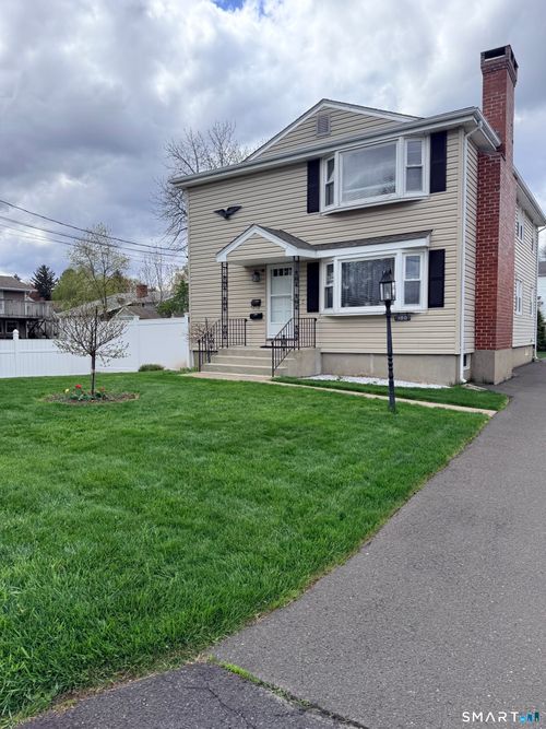 100 Jordan St, New Britain, CT, 06053-2331 | Card Image