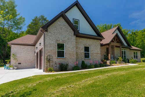 2022 Southport Rd, Culleoka, TN, 38451-2003 | Card Image
