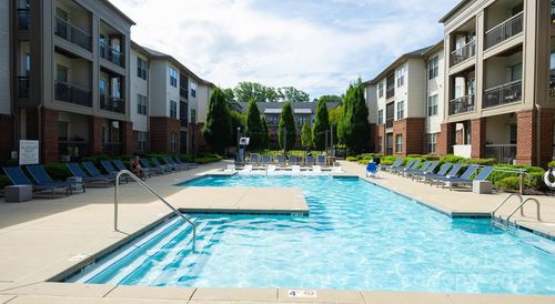 a4-10624 Parrish St, Matthews, NC, 28105-8925 | Card Image