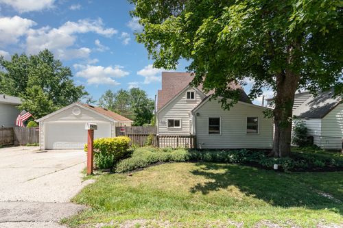 230 Brierhill Dr, Round Lake Park, IL, 60073-3428 | Card Image