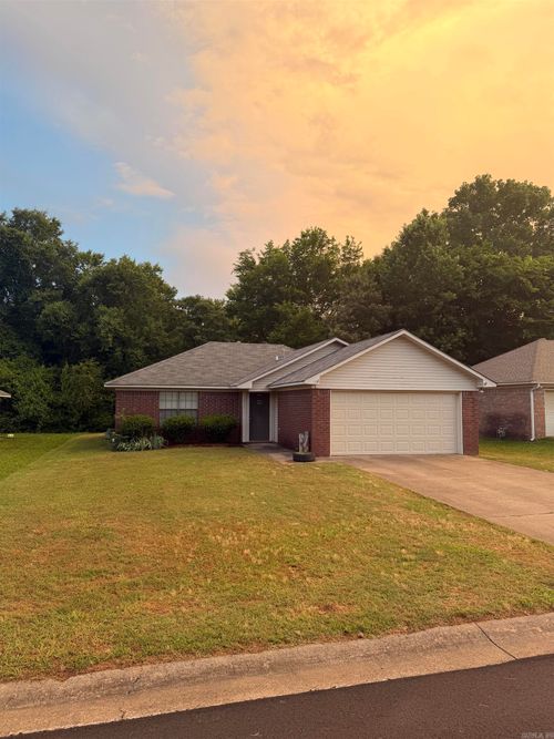2575 Winchester Drive, Conway, AR, 72032-8868 | Card Image