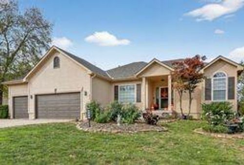 600 S Fox Ridge Dr, Raymore, MO, 64083-9078 | Card Image