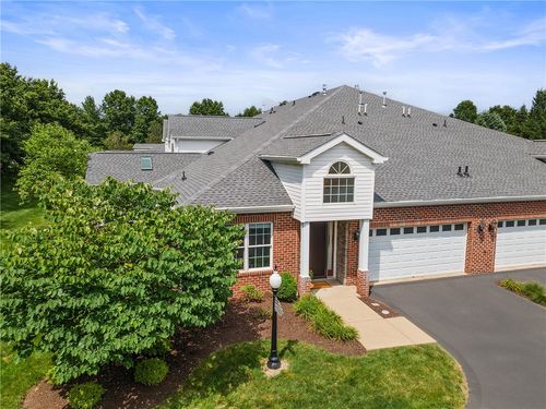 202 Providence Ct, Valencia, PA, 16059-1556 | Card Image