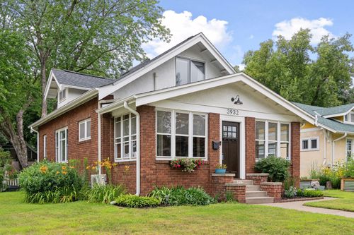 3932 16th Ave S, Minneapolis, MN, 55407-2829 | Card Image