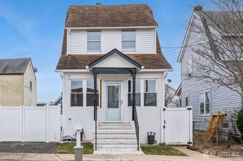 1 Fitch St, Carteret, NJ, 07008-3009 | Card Image