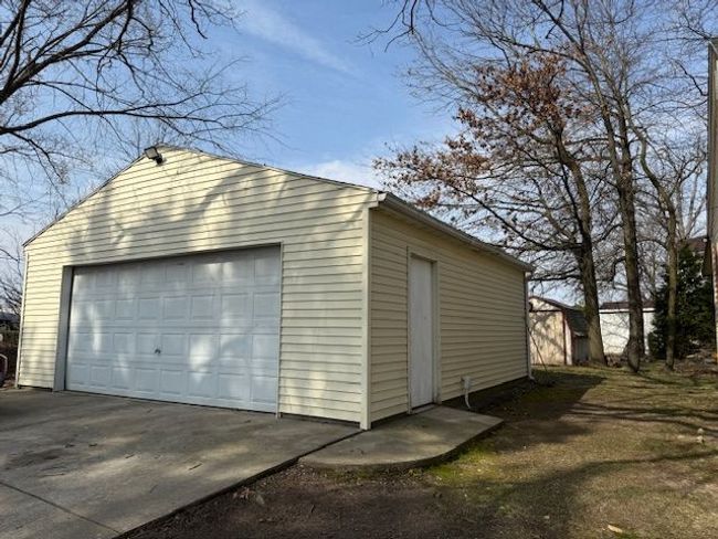 5988 Glen Echo Dr, House other with 2 bedrooms, 2 bathrooms and null parking in Howell MI | Image 6